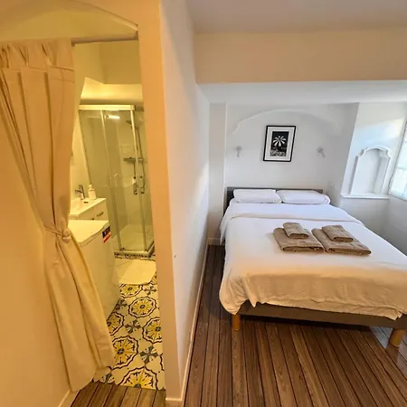 Carre D'or: Very Calm Cozy 2br, With Wi-fi 公寓 尼斯