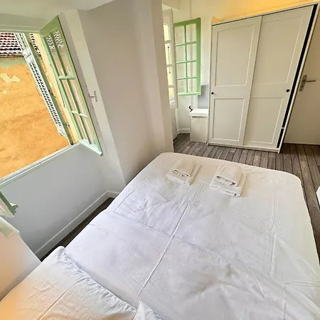 Carre D'or: Very Calm Cozy 2br, With Wi-fi 尼斯